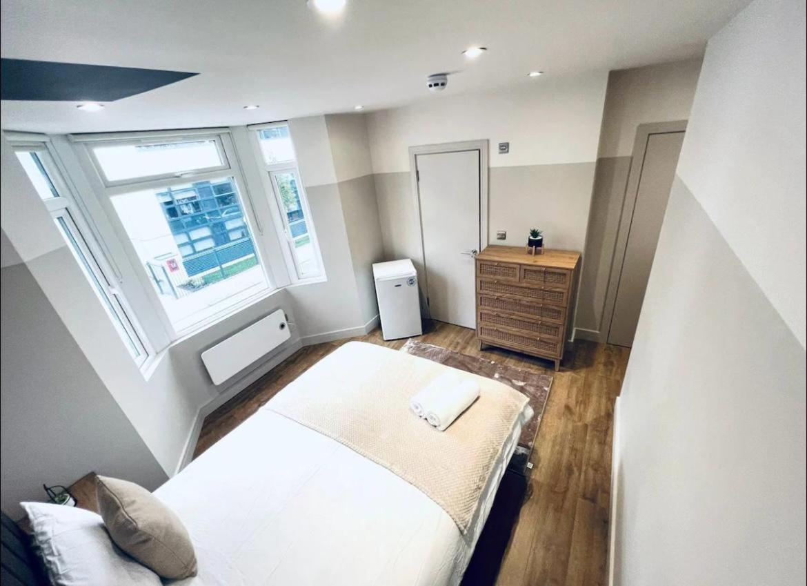 London South Charming Ensuite Look Like Hotel Designer Room Eksteriør bilde