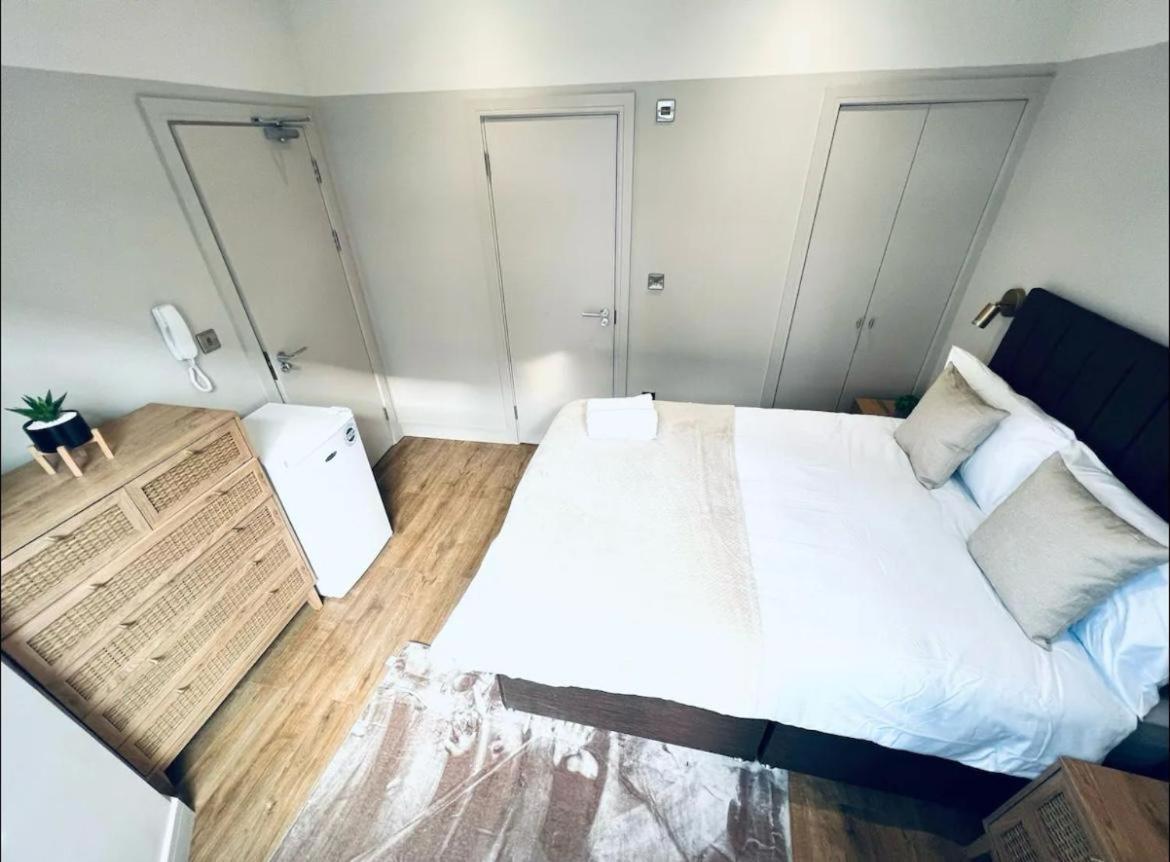 London South Charming Ensuite Look Like Hotel Designer Room Eksteriør bilde