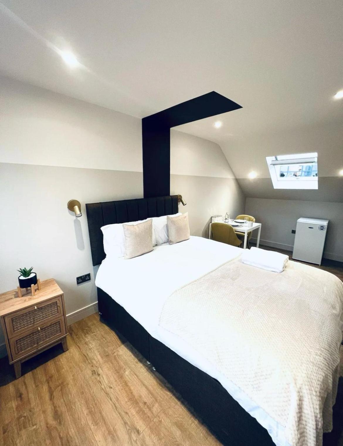London South Charming Ensuite Look Like Hotel Designer Room Eksteriør bilde